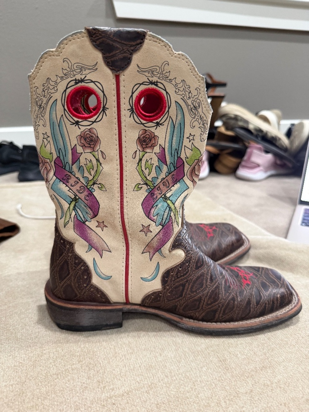 Ariat Rodeobaby Rocker boots
